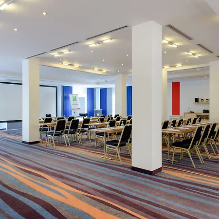 Ibis Styles Leipzig Hotel 3*