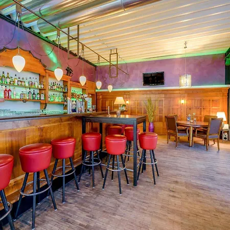 莱比锡斯达尔丝宜必思酒店 酒店 拉德菲尔德